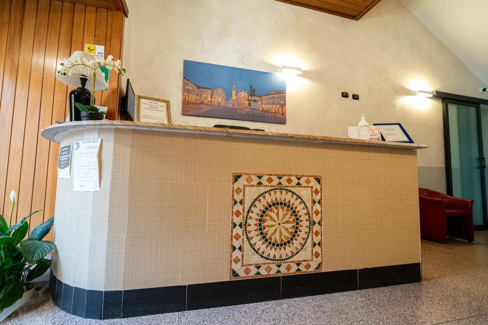 Hotel Residence Sestriere Moncalieri Exterior foto