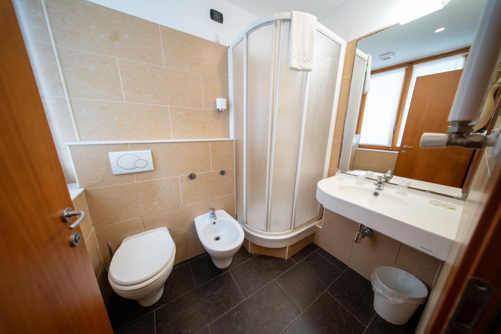 Hotel Residence Sestriere Moncalieri Exterior foto