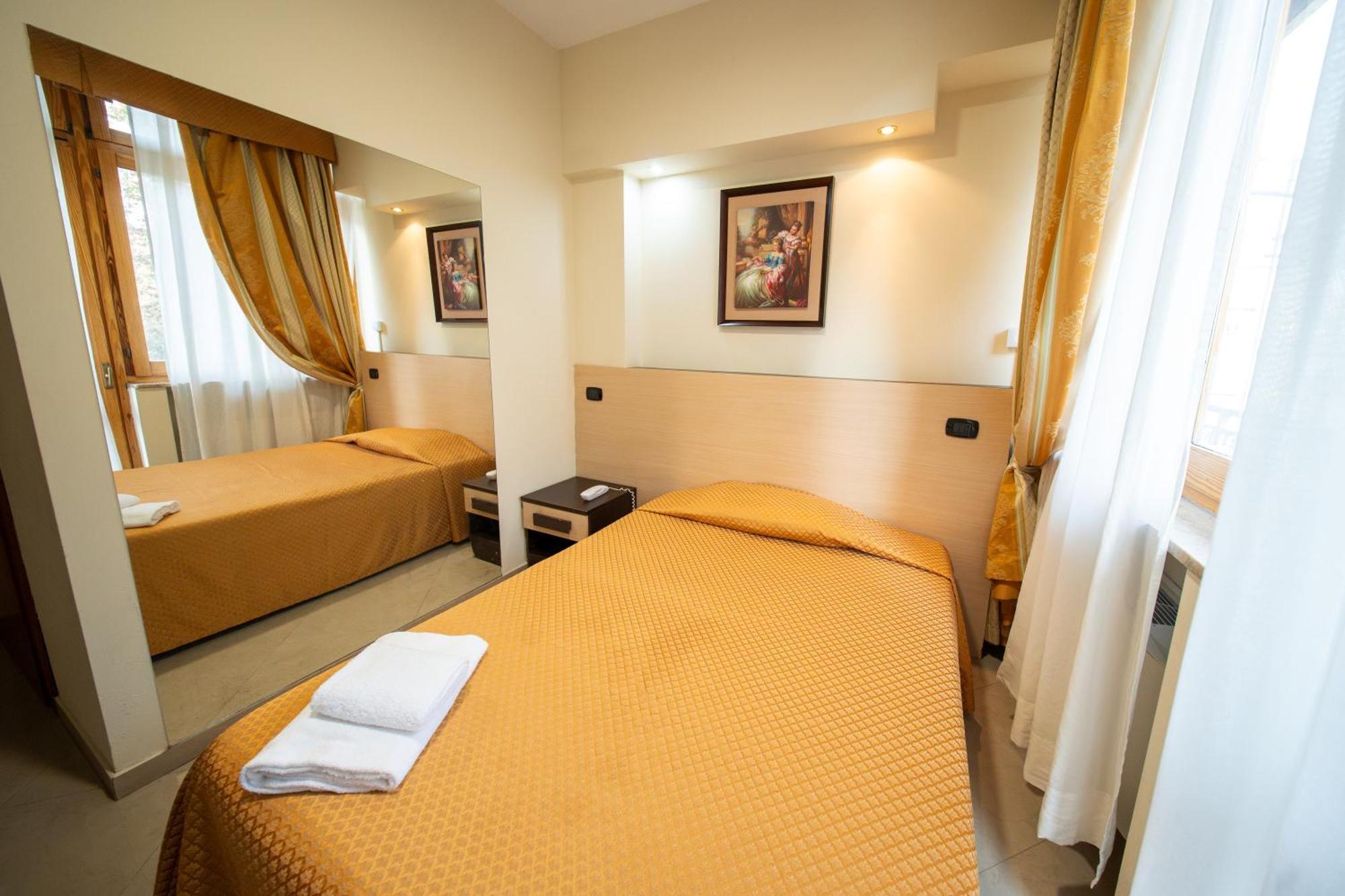 Hotel Residence Sestriere Moncalieri Exterior foto